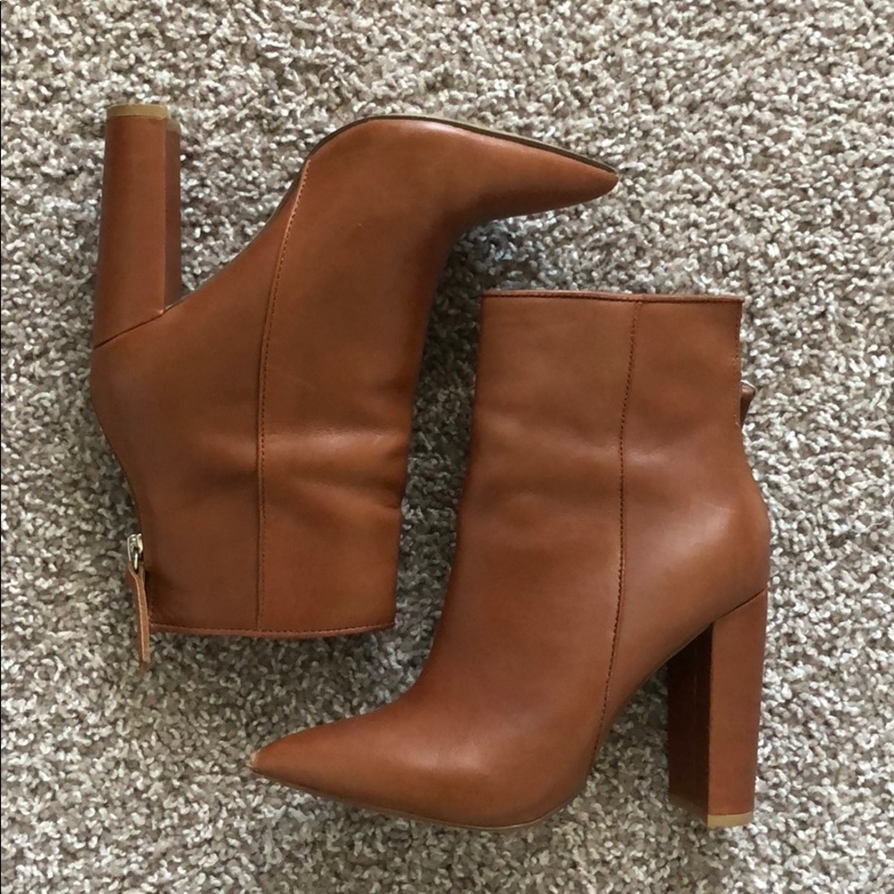 Steve Madden Brown Leather Boots | 6